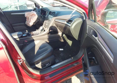 2014 Ford Fusion Hybrid Titanium from USA, damaged, VIN 3FA6P0RU4ER372059